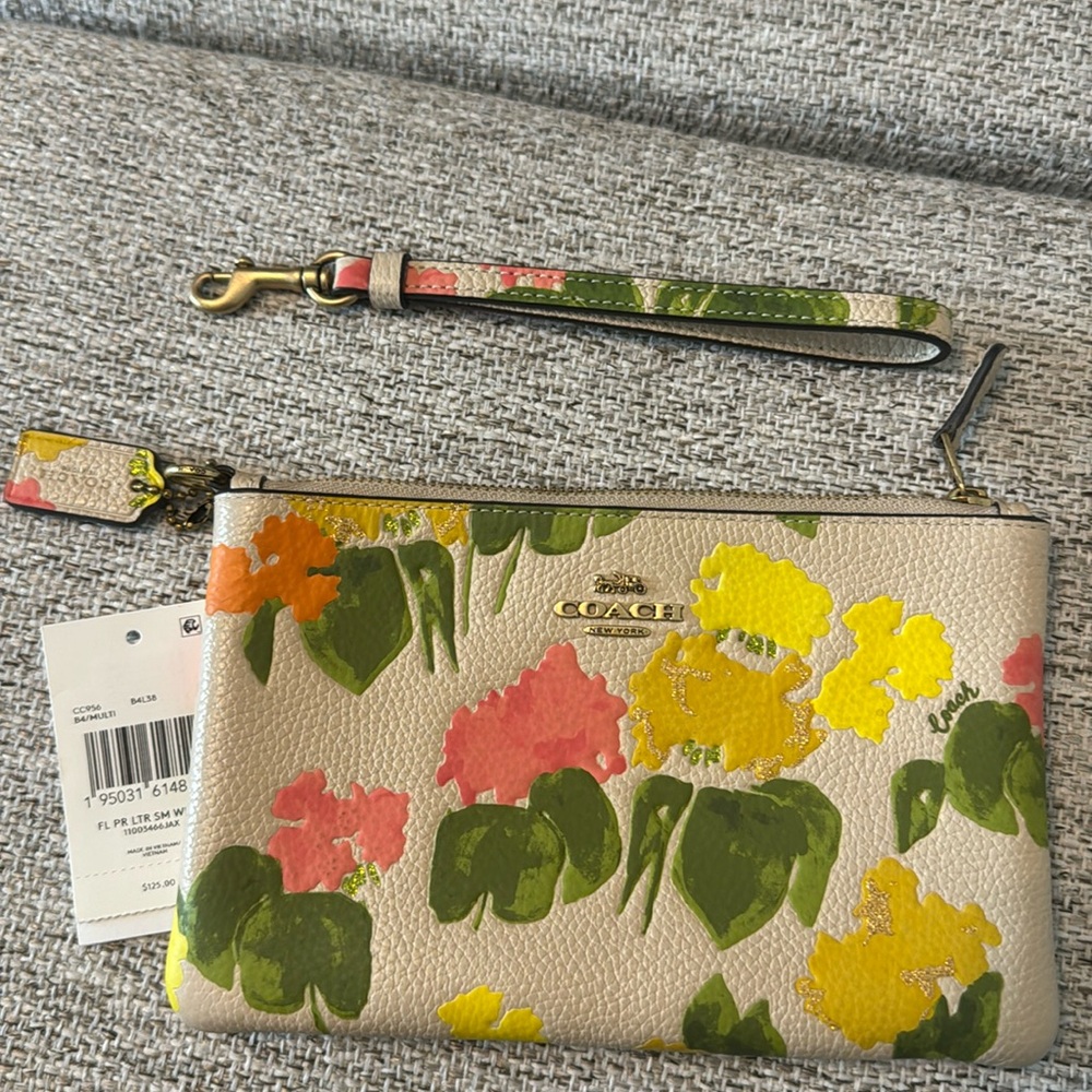 Coach small wristlet. Floral.